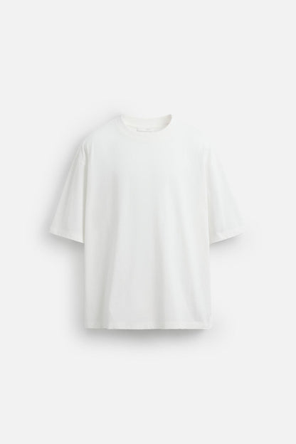 T-SHIRT WITH CONTRASTING STRIPE